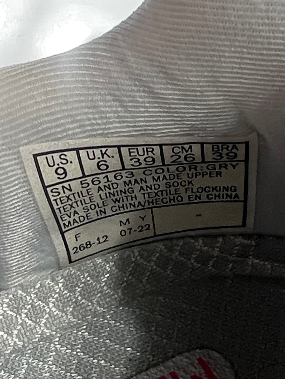 Skechers Womans 9 Light Gray Slip-On Athletic Sneakers with Pink Logo Accents - Picture 11 of 11